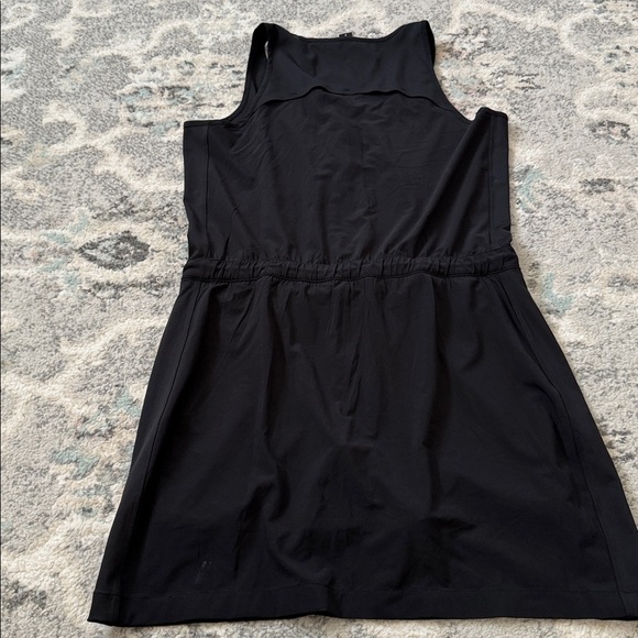 Athleta Black Sleeveless Expedition Dress - Picture 6 of 10